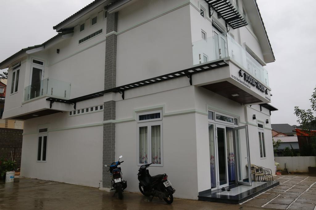 Hotel Zodiac House Da Lat Zewnętrze zdjęcie